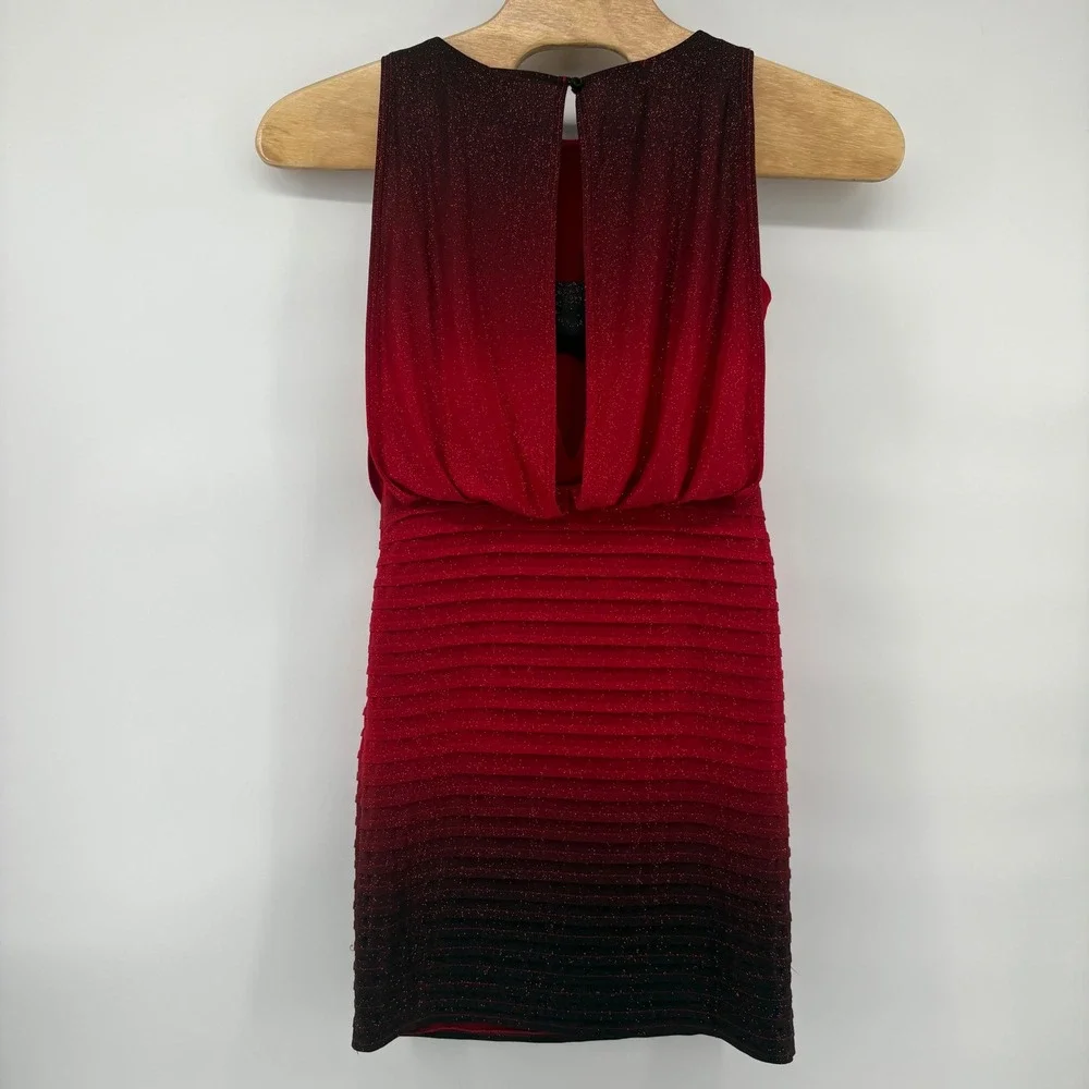 R&M Richards 8 Red Ombre Glitter Sleeveless Pleated Holiday Party Cocktail Dress